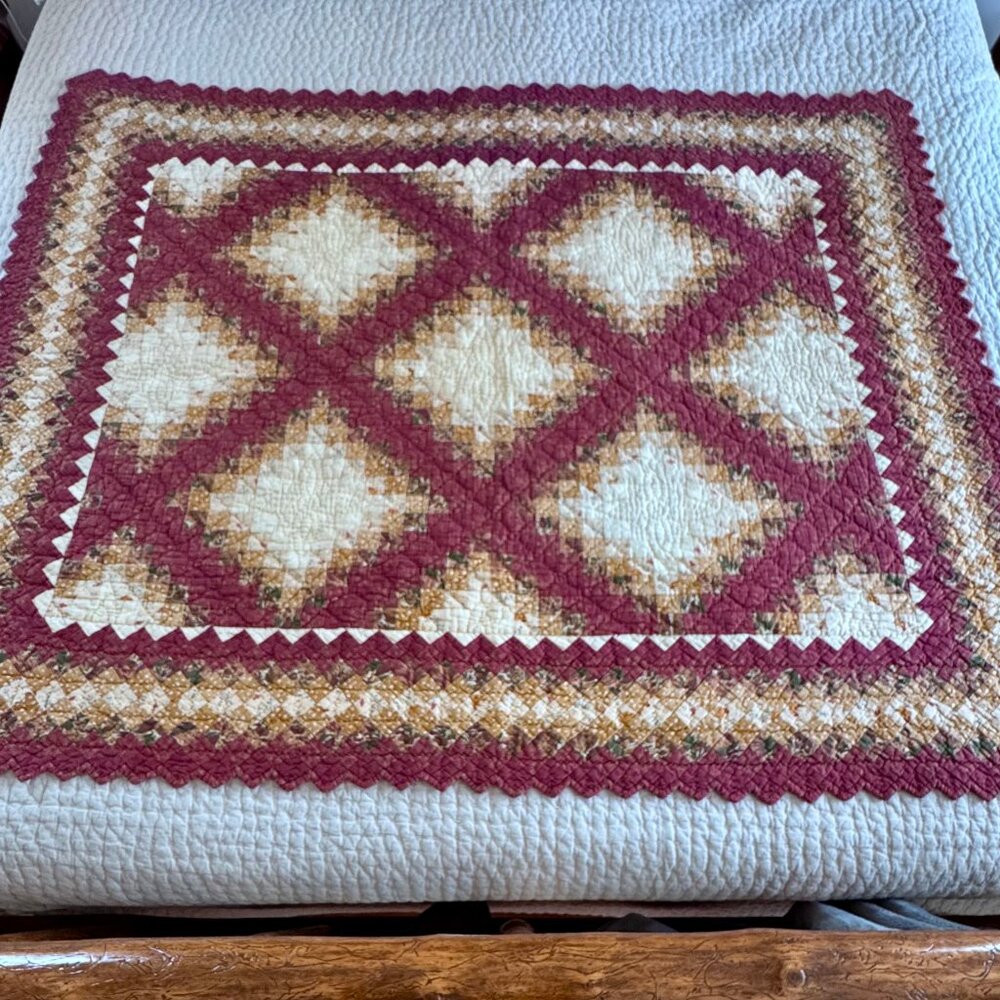Chicken theme quilted throw